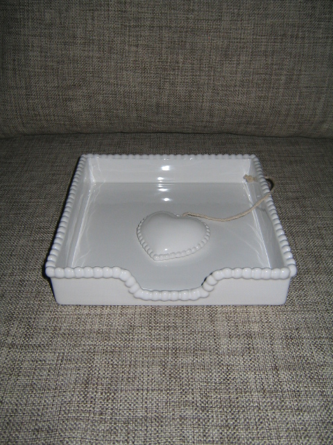 Porcelánový ubrouskovník