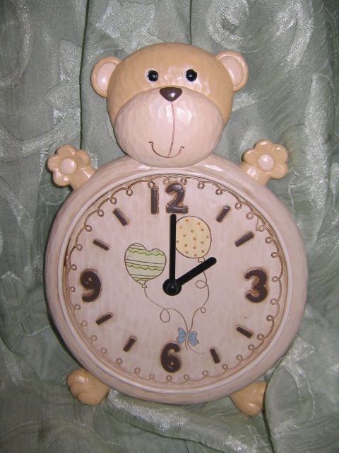 Dětské hodiny - medvídek
